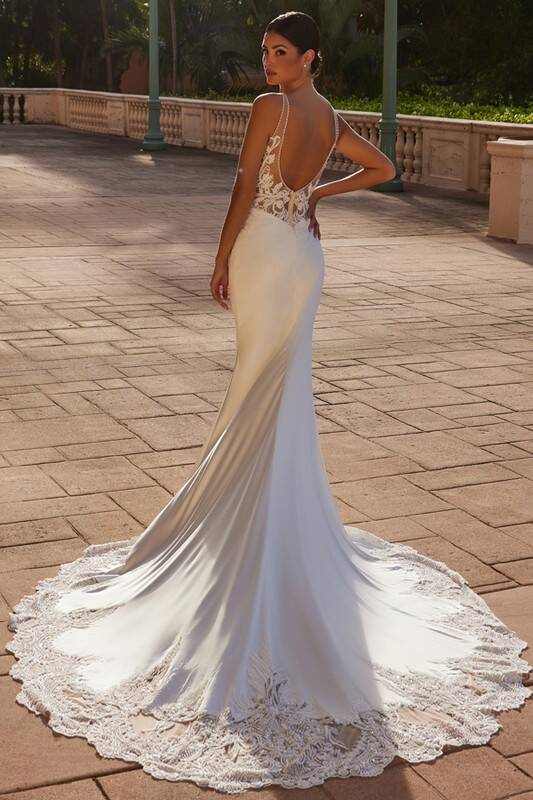 Wedding & Formal Wear in RomeGA|Quince|Prom|Homecoming|Pageant|Tuxedos |  Elegancia Boutique